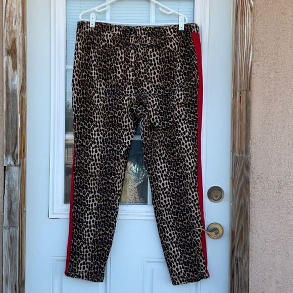 Take 50% OFF- Like An Angel Animal Prints Pant, Size-3X - Picture 5 of 10